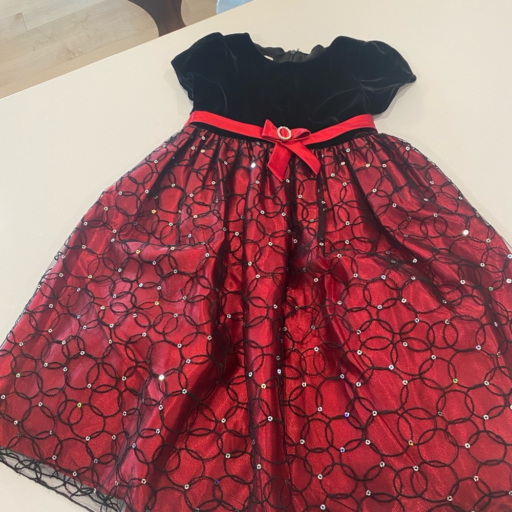 Dress toddler sz 4 black velvet red satin